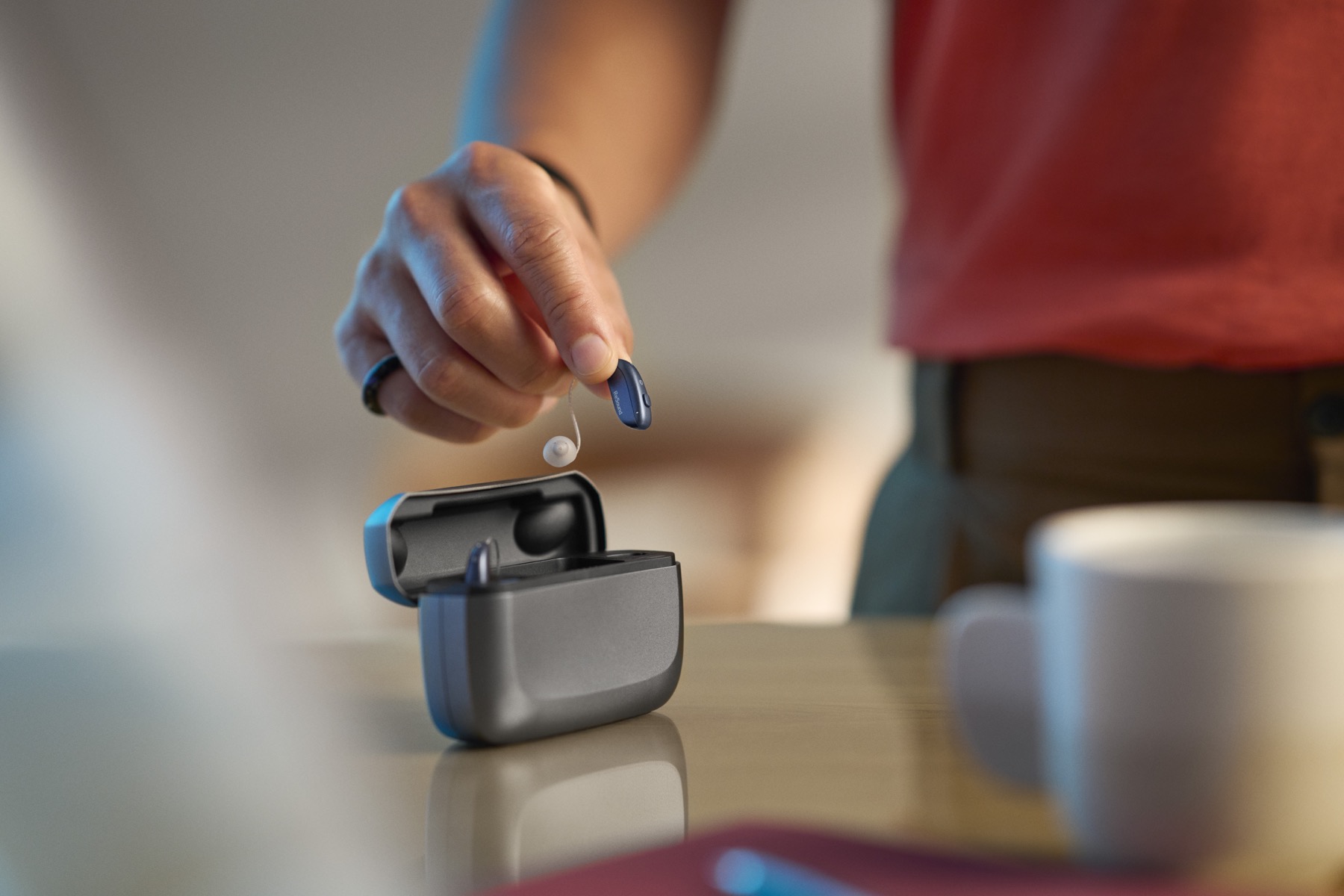 Compact ReSound Vivia hearing aid